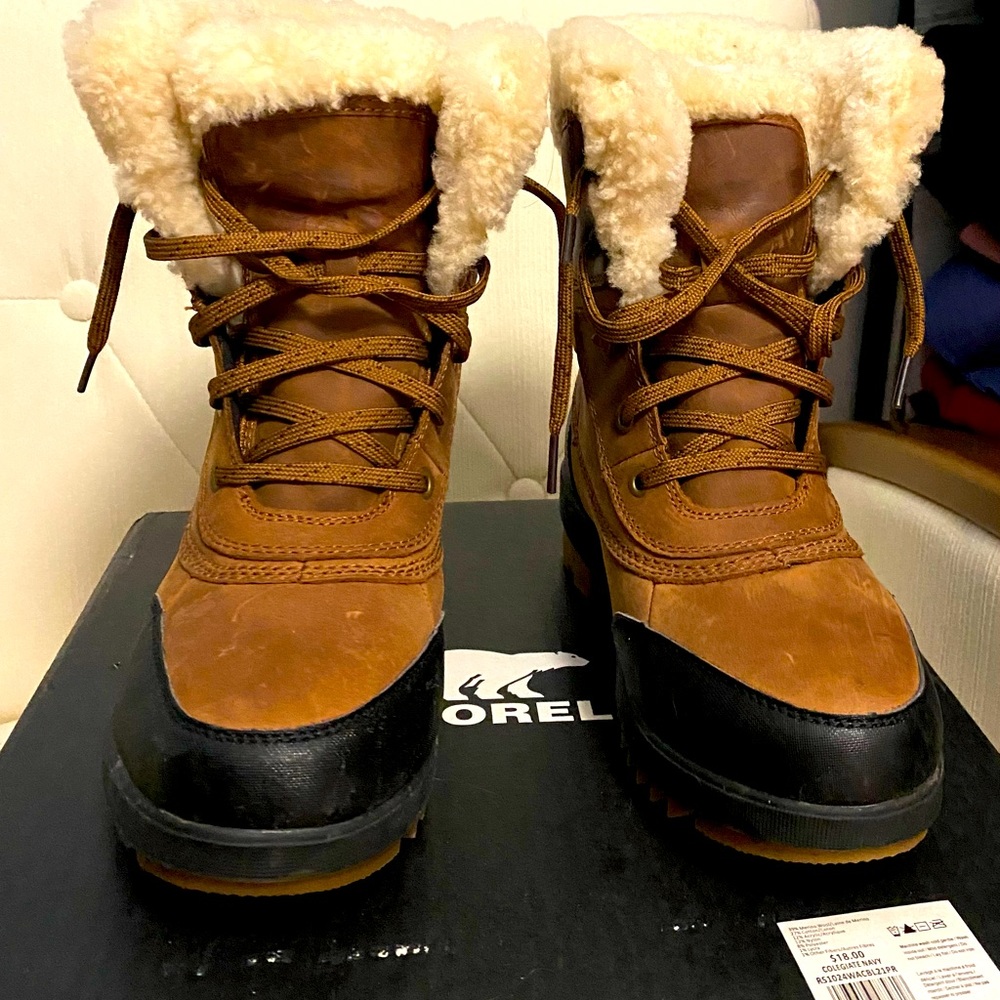 Sorel Tivoli™ IV Parc Boot. Like new, worn twice.